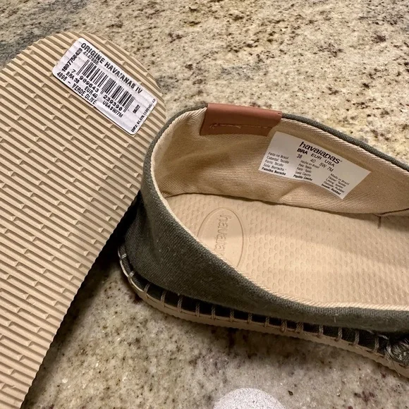 Havaianas Origine IV, Olive/Green, Unisex Shoe (US 8W / 7M) - Bought in Brazil - Picture 3 of 6